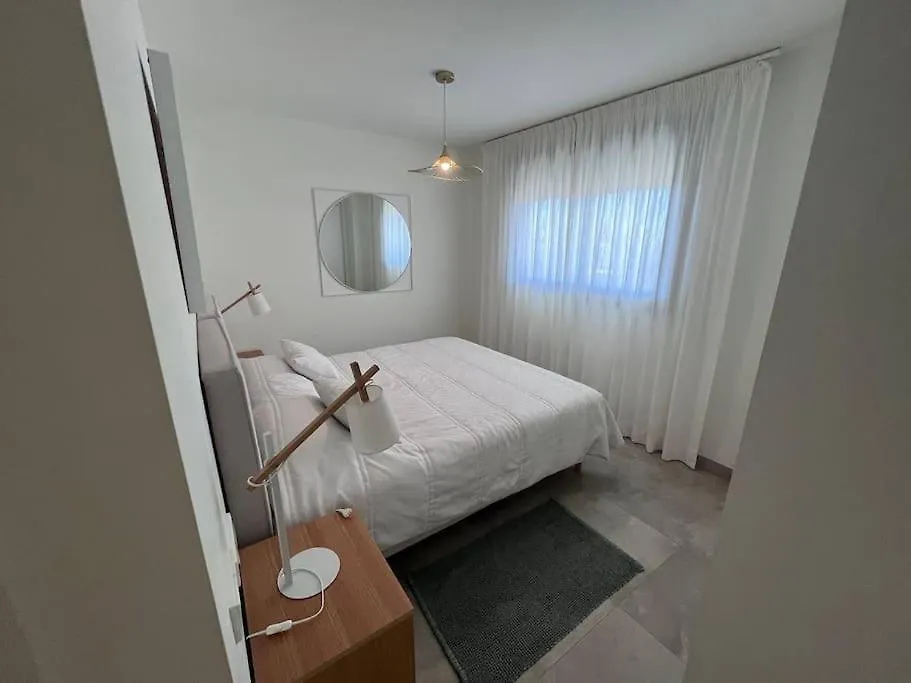 Infinity Estepona Centro 0*,